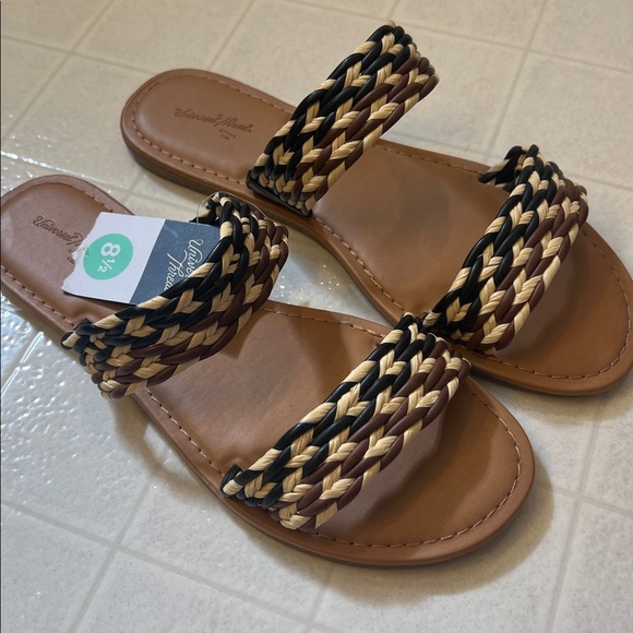 Braided Strap Sandals - Picture 1 of 2